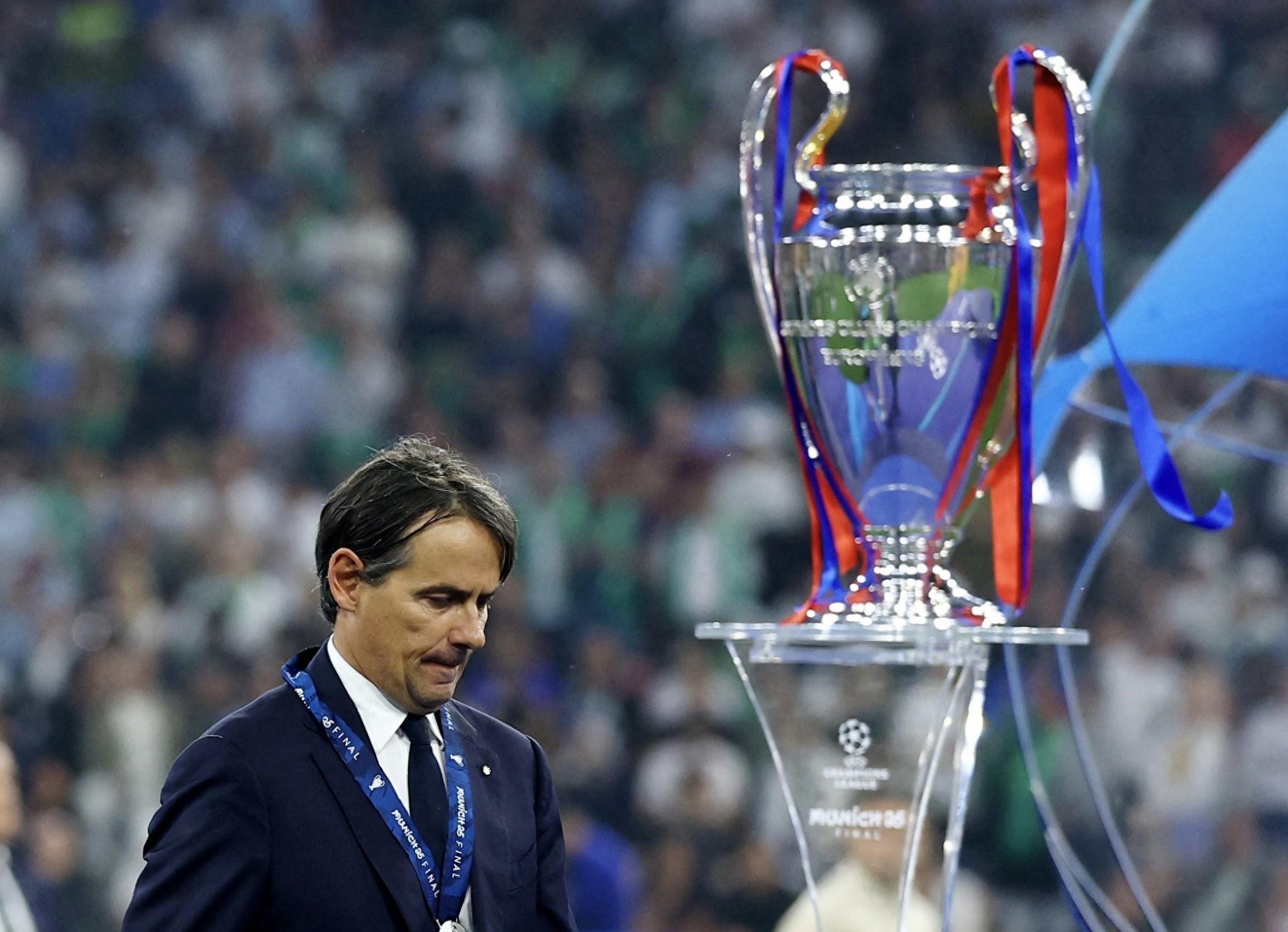 开云体育-里程碑夜！法兰克福止住颓势，意甲窗口期刷纪录，目标明确，年轻球员得到机会(2024德国重回巅峰)